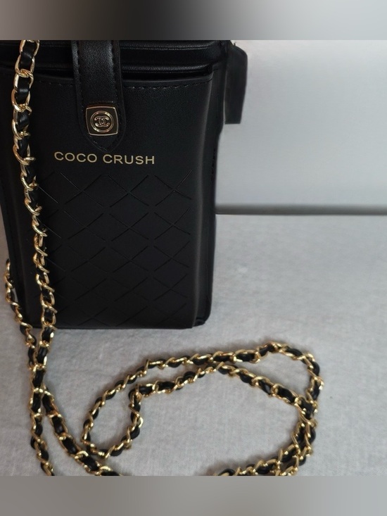 CHANEL Handbags - CHANEL Black Coco Crush Mini Crossbody with Gold Chain/Fits phone and credit